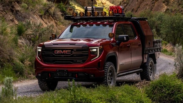 В Сети представлен внедорожный автодом на базе GMC Sierra 1500 AT4X 2022 года В Сети представлен внедорожный автодом на базе GMC Sierra 1500 AT4X 2022 года