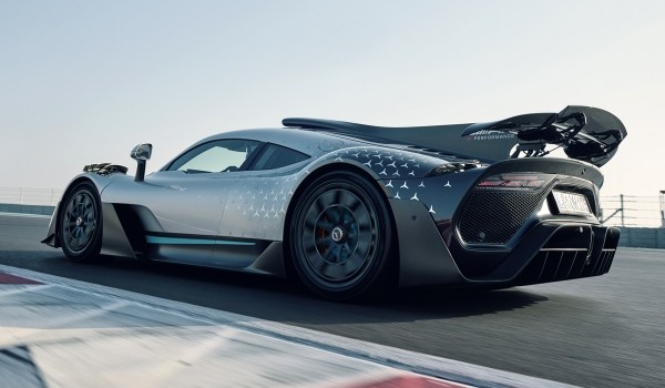 Mercedes-AMG One с техникой Формулы-1 все-таки стал серийным Mercedes-AMG One с техникой Формулы-1 все-таки стал серийным