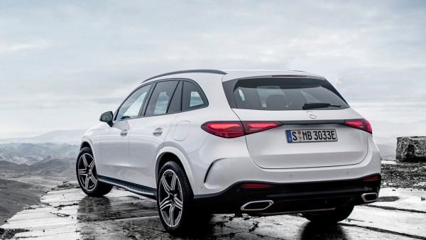 Компания Mercedes-Benz показала кроссовер GLC нового поколения Компания Mercedes-Benz показала кроссовер GLC нового поколения