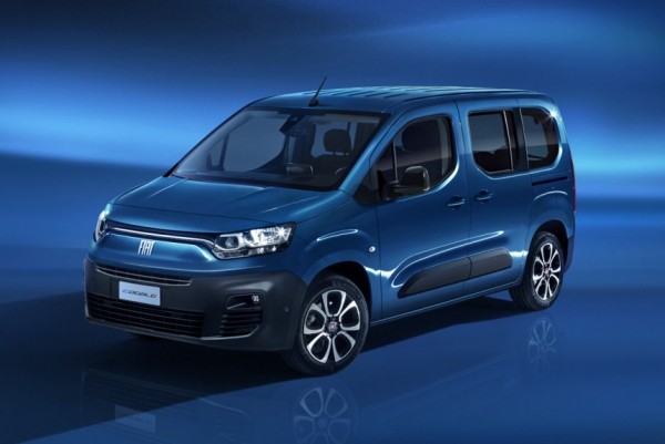 Новый Fiat Doblo расширил гамму каблучков-близнецов Новый Fiat Doblo расширил гамму каблучков-близнецов