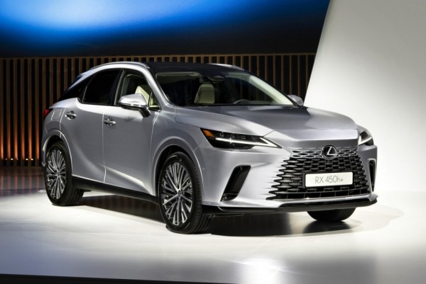 Представлен кроссовер Lexus RX пятого поколения Представлен кроссовер Lexus RX пятого поколения