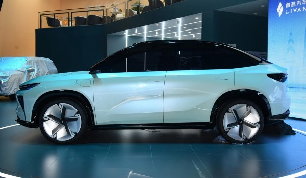 Lifan превратился в Livan: представлены две модели Lifan превратился в Livan: представлены две модели