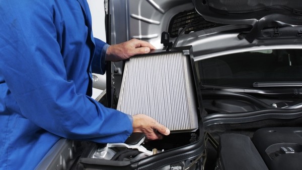 Почему исправный мотор начинает «троить» с приходом летней жары