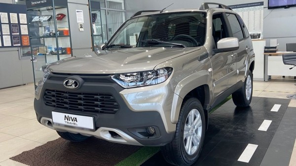 На российском авторынке существенно увеличилась доля юридических лиц На российском авторынке существенно увеличилась доля юридических лиц