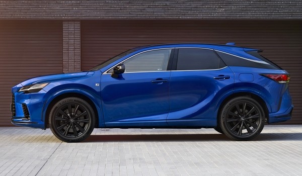 Представлен кроссовер Lexus RX пятого поколения Представлен кроссовер Lexus RX пятого поколения