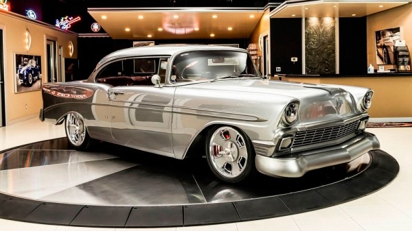 На продажу выставили роскошный рестмод на базе Chevrolet Bel-Air 1956 года выпуска На продажу выставили роскошный рестмод на базе Chevrolet Bel-Air 1956 года выпуска