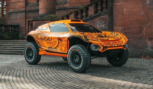 Дайджест дня: рикша с сердцем Audi, G-класс в квадрате и другие события индустрии