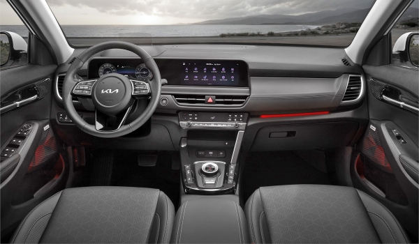 Кроссовер Kia Seltos: освеженная внешность и новый салон