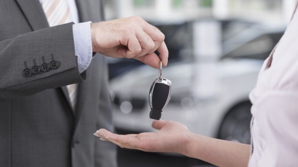 ВЗГЛЯД: авторынок России в 2022 году ждут крупнейшие потрясения с 1998 года