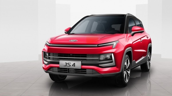 Новый кроссовер JAC JS4 появится на рынке РФ в трех комплектациях в июле 2022 года