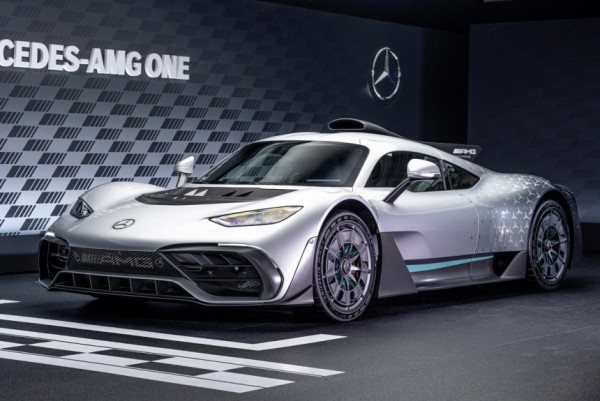 Mercedes-AMG One с техникой Формулы-1 все-таки стал серийным Mercedes-AMG One с техникой Формулы-1 все-таки стал серийным