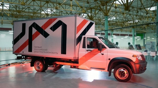 Электрическая версия «УАЗ Профи» выйдет в серию осенью 2022 года и подорожает