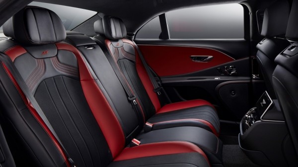 Компания Bentley представила спортивный седан Bentley Flying Spur S 2023 года