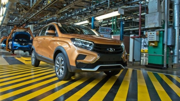 Компания «АвтоВАЗ» планирует начать сборку автомобилей на платформе Renault в 2022 году Компания «АвтоВАЗ» планирует начать сборку автомобилей на платформе Renault в 2022 году