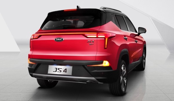 Кроссовер JAC JS4 для России: версии и комплектации