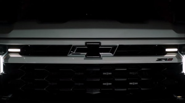 Компания Chevrolet готовит внедорожный пикап Silverado ZR2 Bison Компания Chevrolet готовит внедорожный пикап Silverado ZR2 Bison