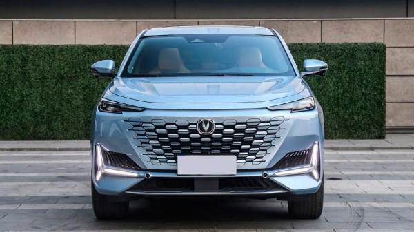 В России начали продавать новый кроссовер CHANGAN UNI-K почти за 5 млн рублей в мае 2022 года В России начали продавать новый кроссовер CHANGAN UNI-K почти за 5 млн рублей в мае 2022 года