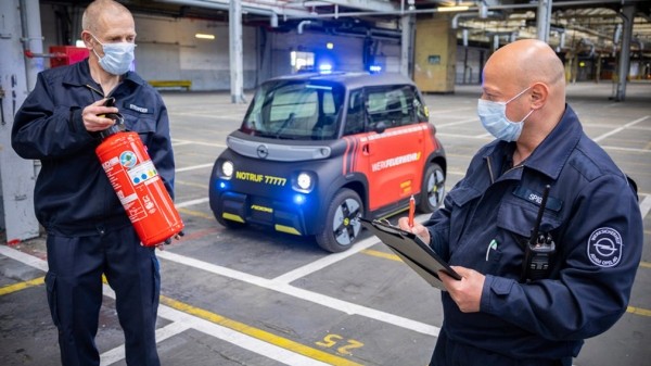 Компания Opel подготовила компактный квадрицикл Rocks-e для пожарной службы