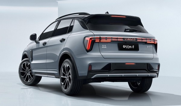 Кроссовер Lynk & Co 01: рестайлинг и новая техника