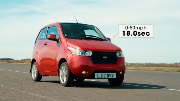 В Сети показали самый медленный в мире дрэг-рейсинг В Сети показали самый медленный в мире дрэг-рейсинг