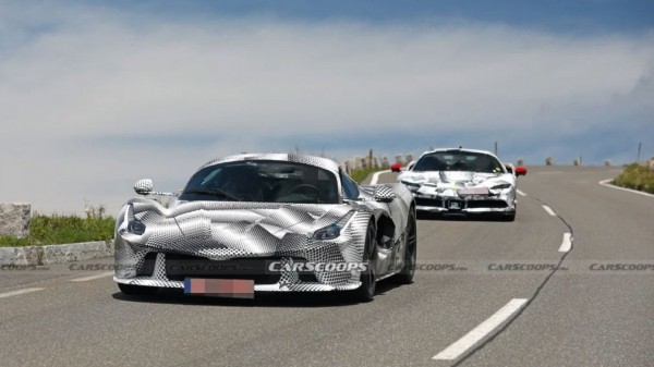 Компания Ferrari вывела на тесты сразу два гиперкара с гибридными силовыми агрегатами Компания Ferrari вывела на тесты сразу два гиперкара с гибридными силовыми агрегатами