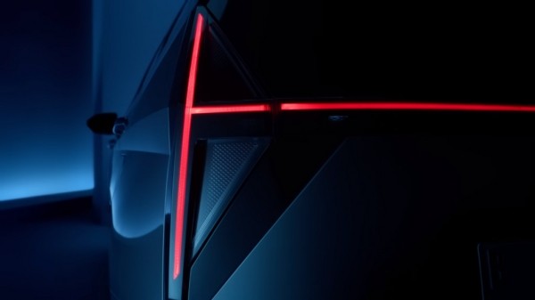 Компания HYUNDAI анонсировала новый бюджетный минивэн HYUNDAI Stargazer для азиатских рынков