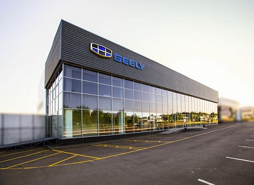 Дилеров Geely в Беларуси заставили снизить цены на автомобили