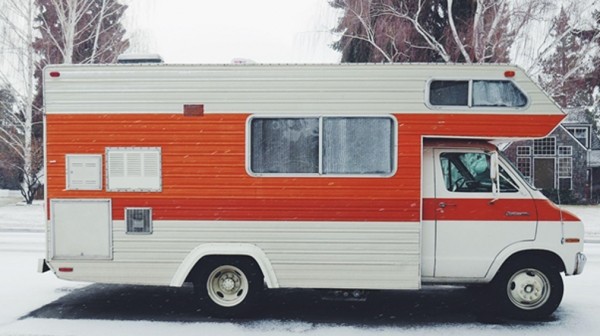 Автодома и жилые прицепы: выбираем дом на колесах с пробегом