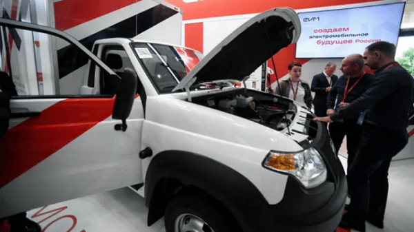 General Motors со своими брендами Hummer и Cadillac появятся в Европе со своими электромобилями General Motors со своими брендами Hummer и Cadillac появятся в Европе со своими электромобилями