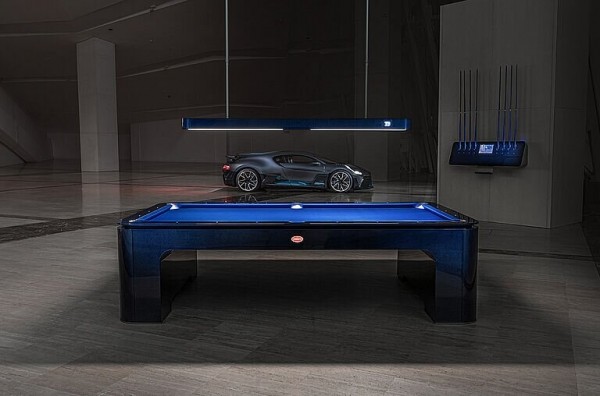 Компания Bugatti представила роскошный бильярдный стол в стиле гиперкара Chiron Компания Bugatti представила роскошный бильярдный стол в стиле гиперкара Chiron