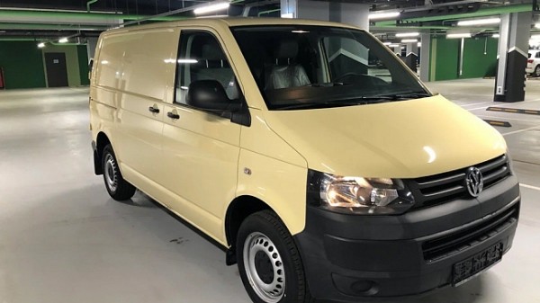 Компания Volkswagen тестирует роскошный электромобиль Aero B 