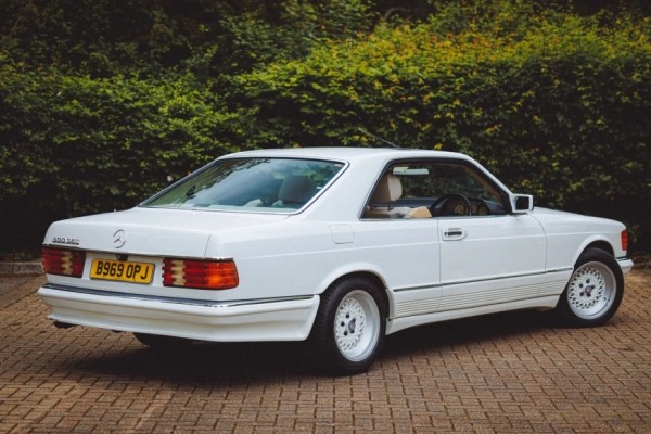 На аукционе продается стильное купе Mercedes-Benz 500 SEC 1984 года На аукционе продается стильное купе Mercedes-Benz 500 SEC 1984 года