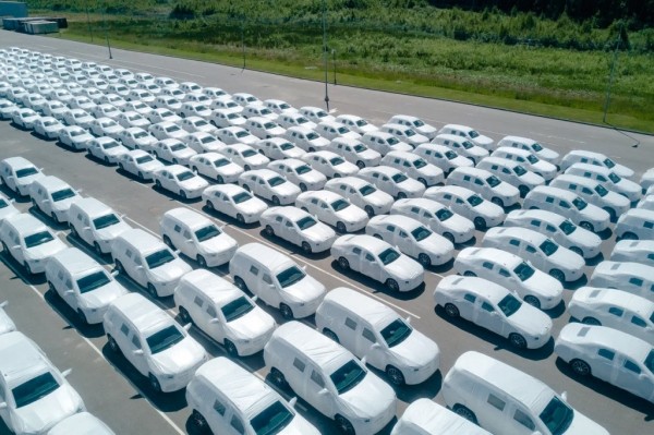 В РФ обнаружены десятки тысяч новых автомобилей, которые никто не торопится покупать