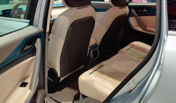 Оборонный концерн Алмаз-Антей показал кроссовер E-Neva Оборонный концерн Алмаз-Антей показал кроссовер E-Neva