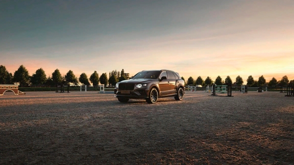Компания Bentley выпустила эксклюзивную серию из десяти Bentayga Компания Bentley выпустила эксклюзивную серию из десяти Bentayga