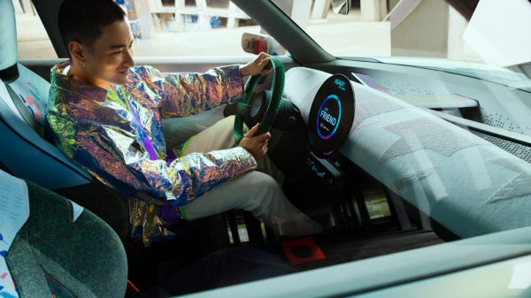 Бренд MINI представил концептуальный электрический кроссовер MINI Aceman 27 июля 2022 года