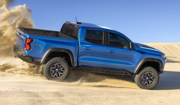 В Америке дебютировал новый пикап Chevrolet Colorado В Америке дебютировал новый пикап Chevrolet Colorado
