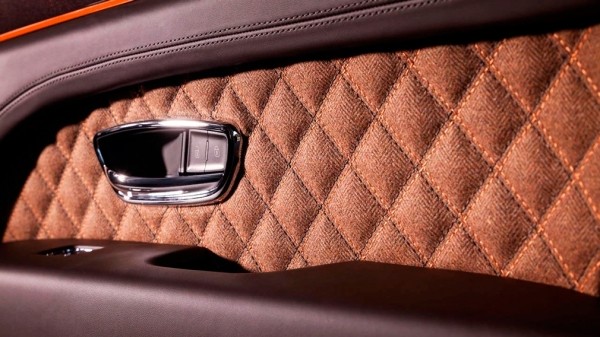 Компания Bentley выпустила эксклюзивную серию из десяти Bentayga Компания Bentley выпустила эксклюзивную серию из десяти Bentayga