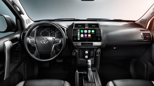 «Черная» спецверсия Toyota Land Cruiser Prado Matte Black Edition оказалась белой