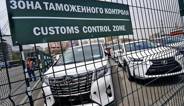 Дайджест дня: обновки Kia K5, параллельный импорт для юрлиц и другие события индустрии