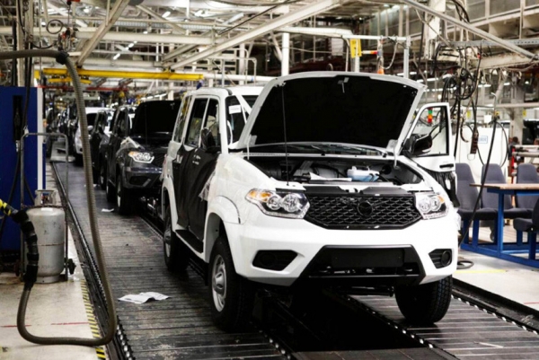 Дайджест дня: трудности УАЗа, новый глава VW AG и другие события индустрии