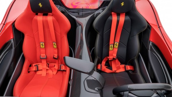 Ателье Mansory предложило комплект доработок для редчайшего суперкара Ferrari Ателье Mansory предложило комплект доработок для редчайшего суперкара Ferrari