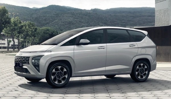 Новый Hyundai Stargazer: Staria в миниатюре Новый Hyundai Stargazer: Staria в миниатюре