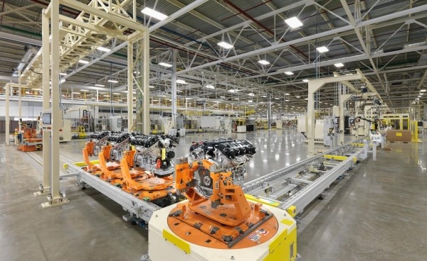 Дайджест дня: аварийность в России, «семерка» на конвейере и другие события индустрии Дайджест дня: аварийность в России, «семерка» на конвейере и другие события индустрии