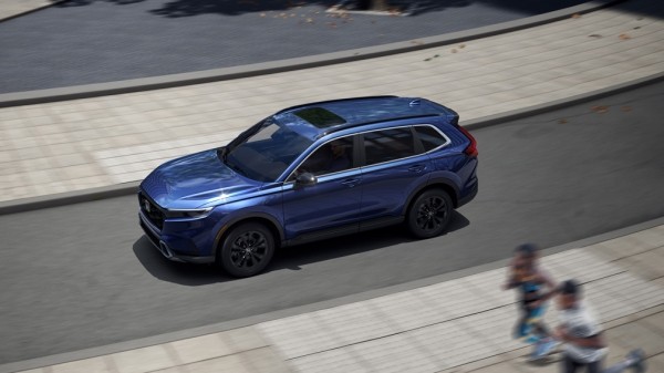 Кроссовер Honda CR-V новой генерации может добраться до российского рынка Кроссовер Honda CR-V новой генерации может добраться до российского рынка