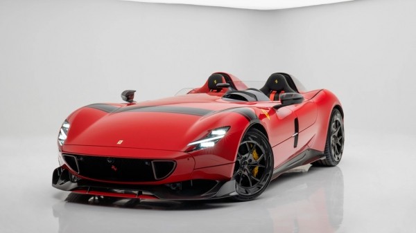 Ателье Mansory предложило комплект доработок для редчайшего суперкара Ferrari Ателье Mansory предложило комплект доработок для редчайшего суперкара Ferrari