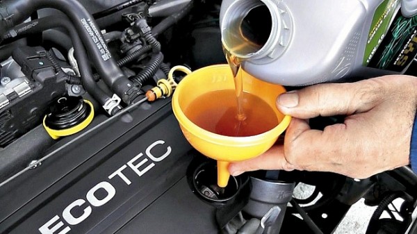 Автоэксперт Субботин объяснил водителям из РФ, как готовиться к длительной поездке