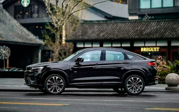 АВТОСТАТ: Бренды Chery и Geely занимают лидирующие строчки среди импортируемых в РФ машин в 2022 году АВТОСТАТ: Бренды Chery и Geely занимают лидирующие строчки среди импортируемых в РФ машин в 2022 году