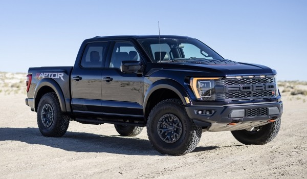 Ford F-150 Raptor снова обрел V8: теперь более 700 сил!