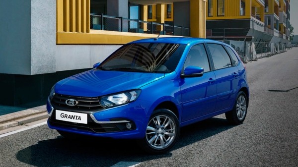 «Антикризисная» модель Lada Granta с кондиционером и магнитолой появится в августе 2022 года «Антикризисная» модель Lada Granta с кондиционером и магнитолой появится в августе 2022 года